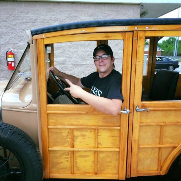 Meet your Posher, Christopher - Picture 1 of 1